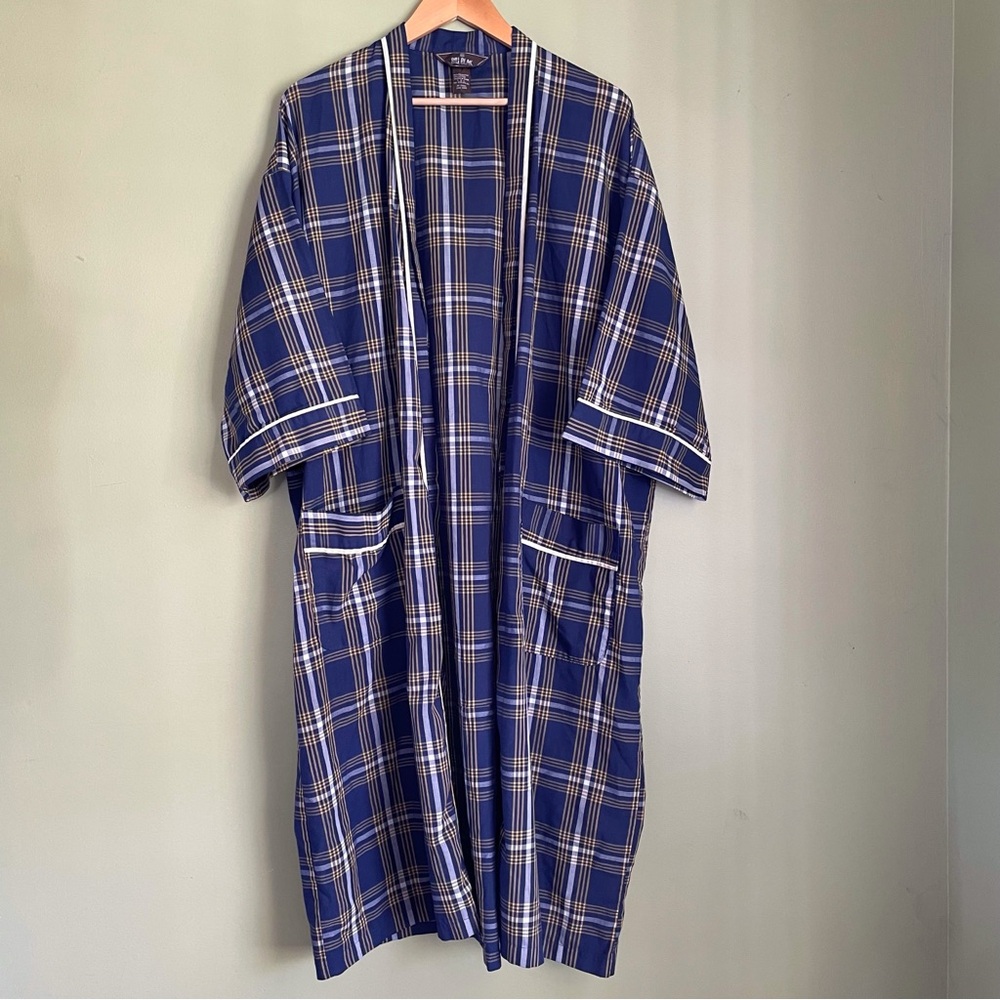 Vintage 80s Men’s Plaid Bill Blass Poly/Cotton Blend Robe